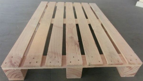Pallet gỗ thông và phân loại những loại gỗ thông làm pallet