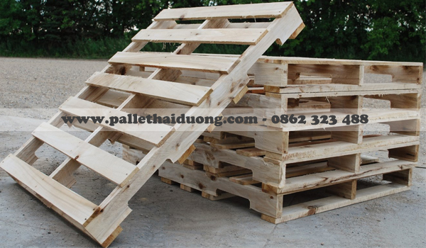 Pallet gỗ theo thiết kế riêng