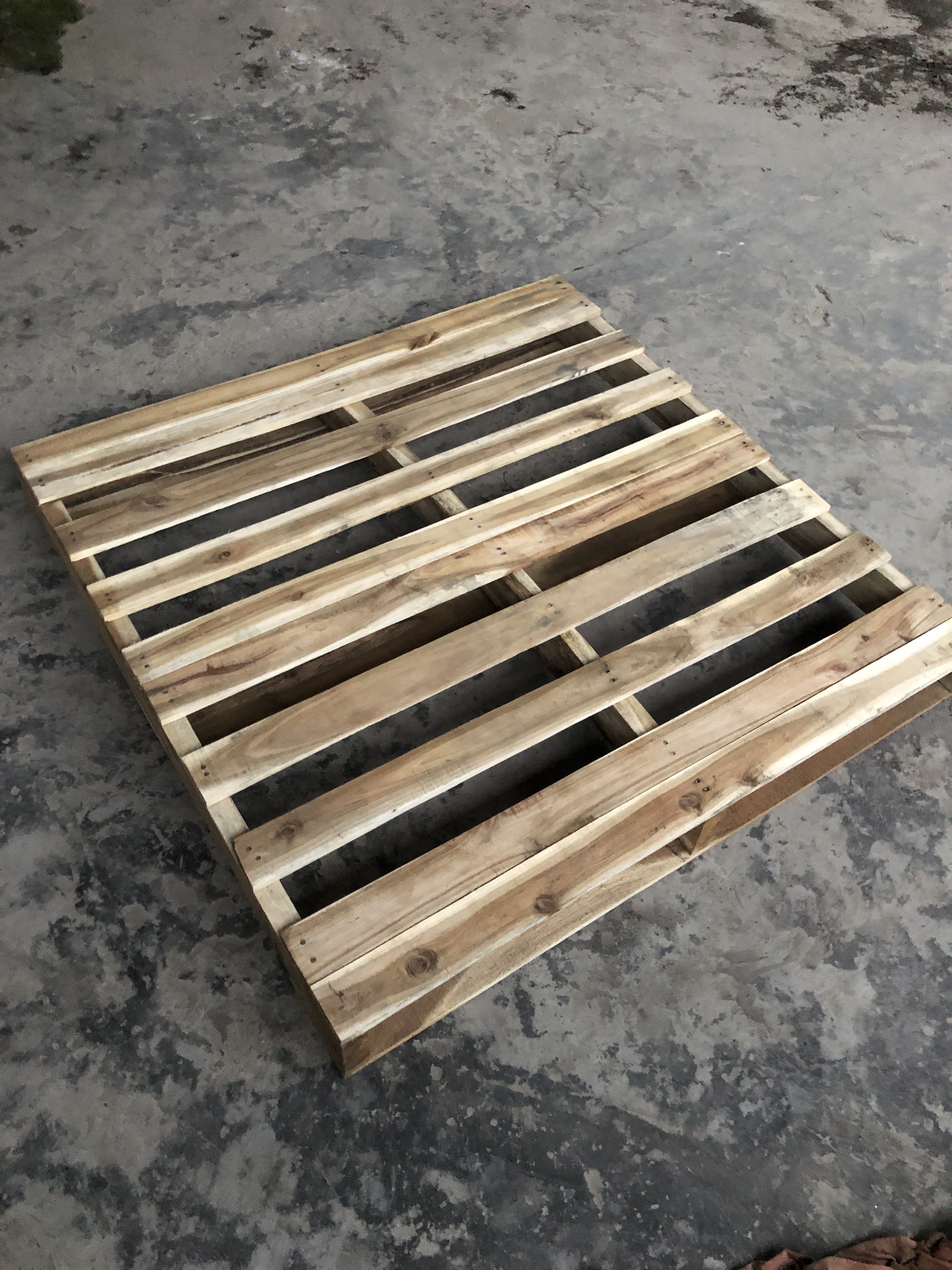 PALLET GỖ KEO 2 HƯỚNG NÂNG TẢI TRỌNG 1200KG